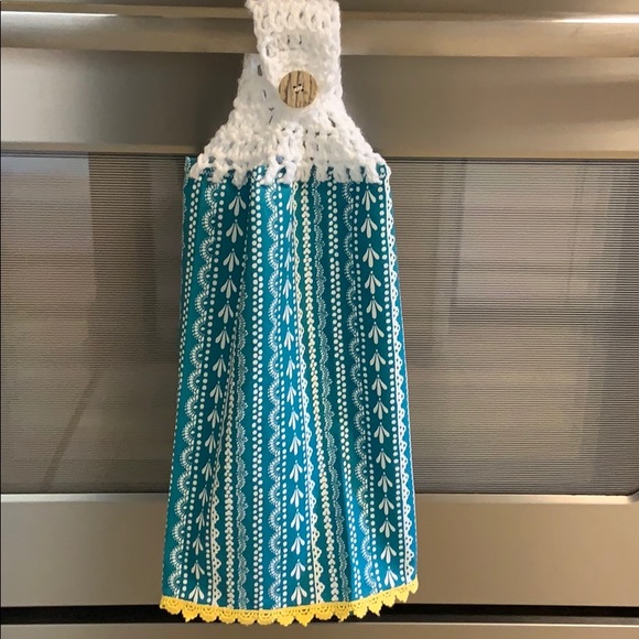 HPx 2 🔥🔥Two Crocheted Top Hanging Kitchen Towels - Picture 4 of 5